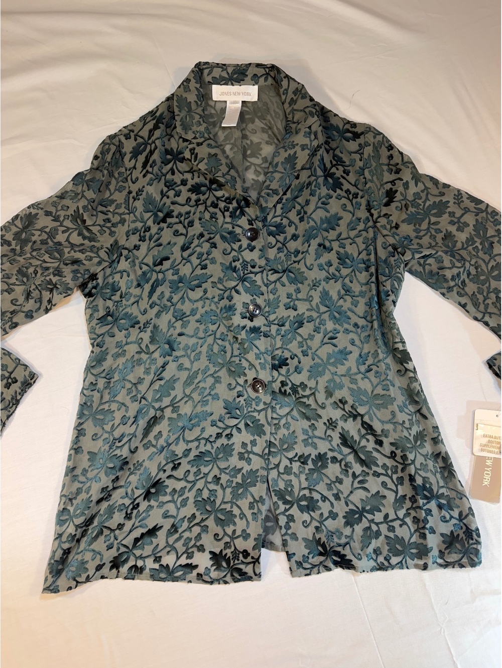 Jones New York Women's Pine Forest Floral Button-Up Shirt Size 10